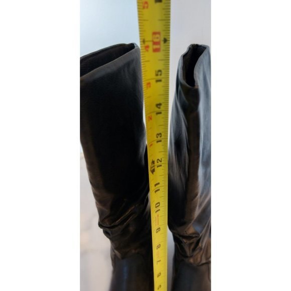 Women's Black Scrunched Ruched Round Toe Boots Size 5‎ 1/2 M - Picture 5 of 5